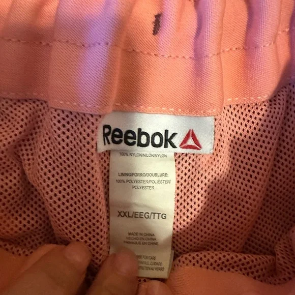 Reebok Women’s Burgundy and Pink Joggers - Picture 4 of 4